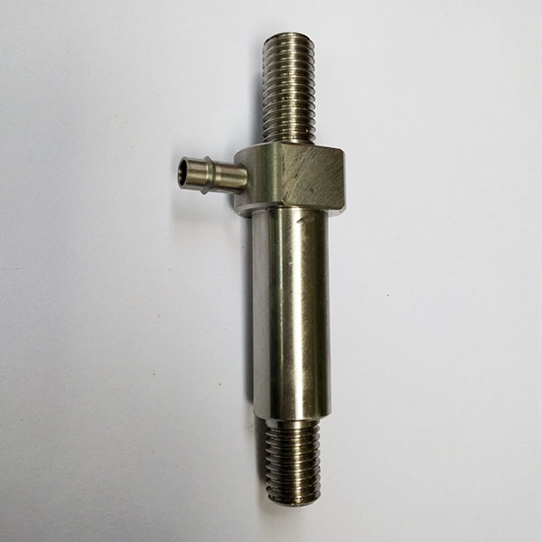 特殊五金產(chǎn)品—精密非標三通軸芯